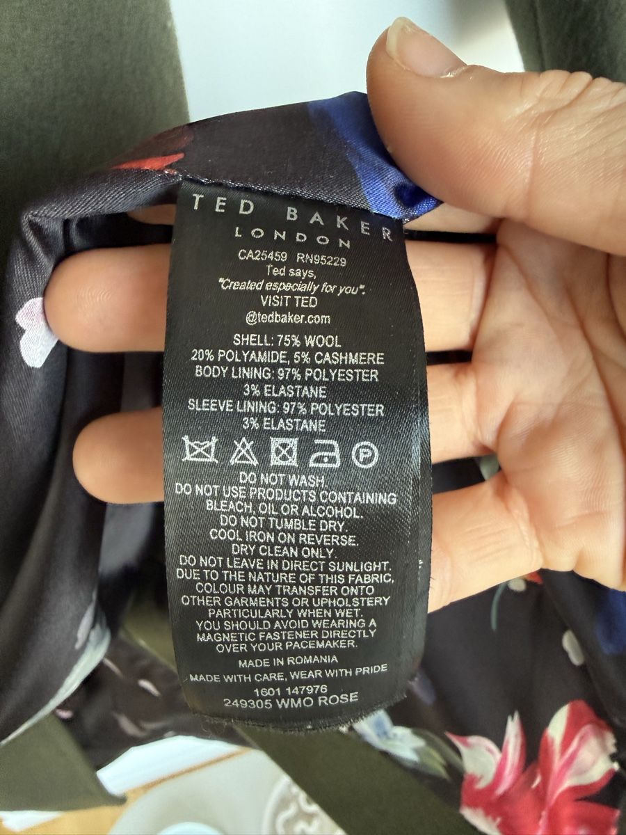 Cappotti: Ted Baker Mantel – Usato da Küsnacht ZH venduto da rot_9jbx 3