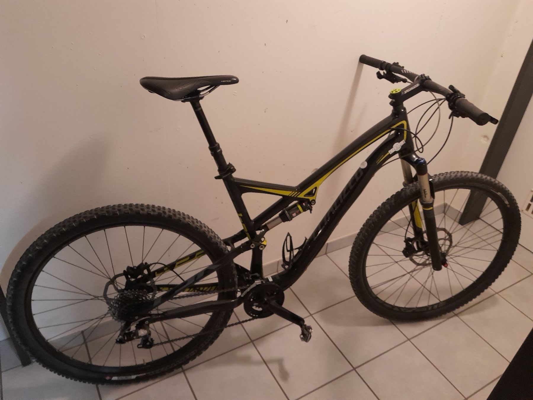 Specialized Velos: Specialized Camber fsr comp 2013 29" Grösse XL – Gebraucht aus Meiringen von Wilur