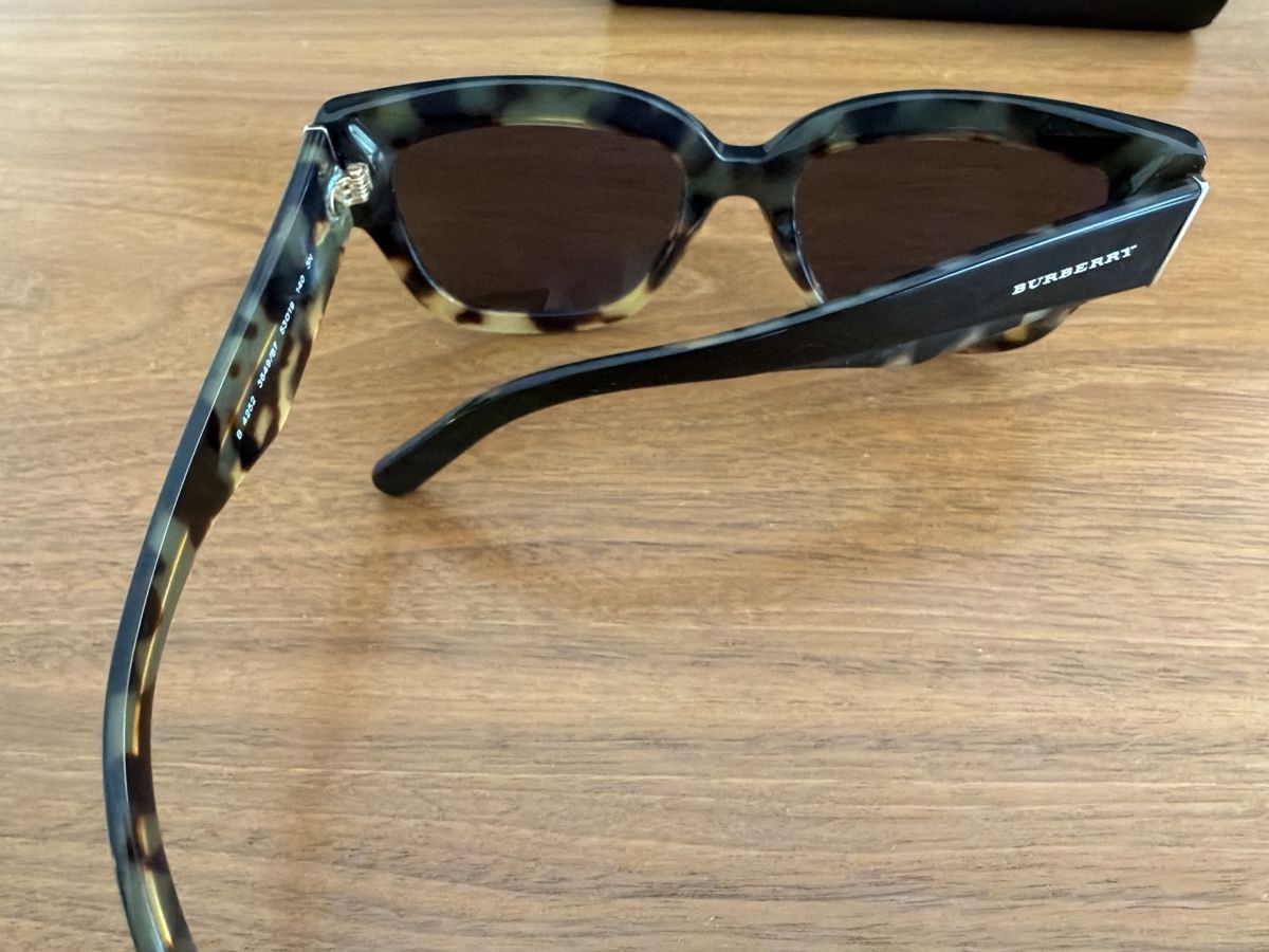 Burberry Occhiali & Lenti: Burberry Sunglasses – Usato da Bern venduto da RiaStella 4