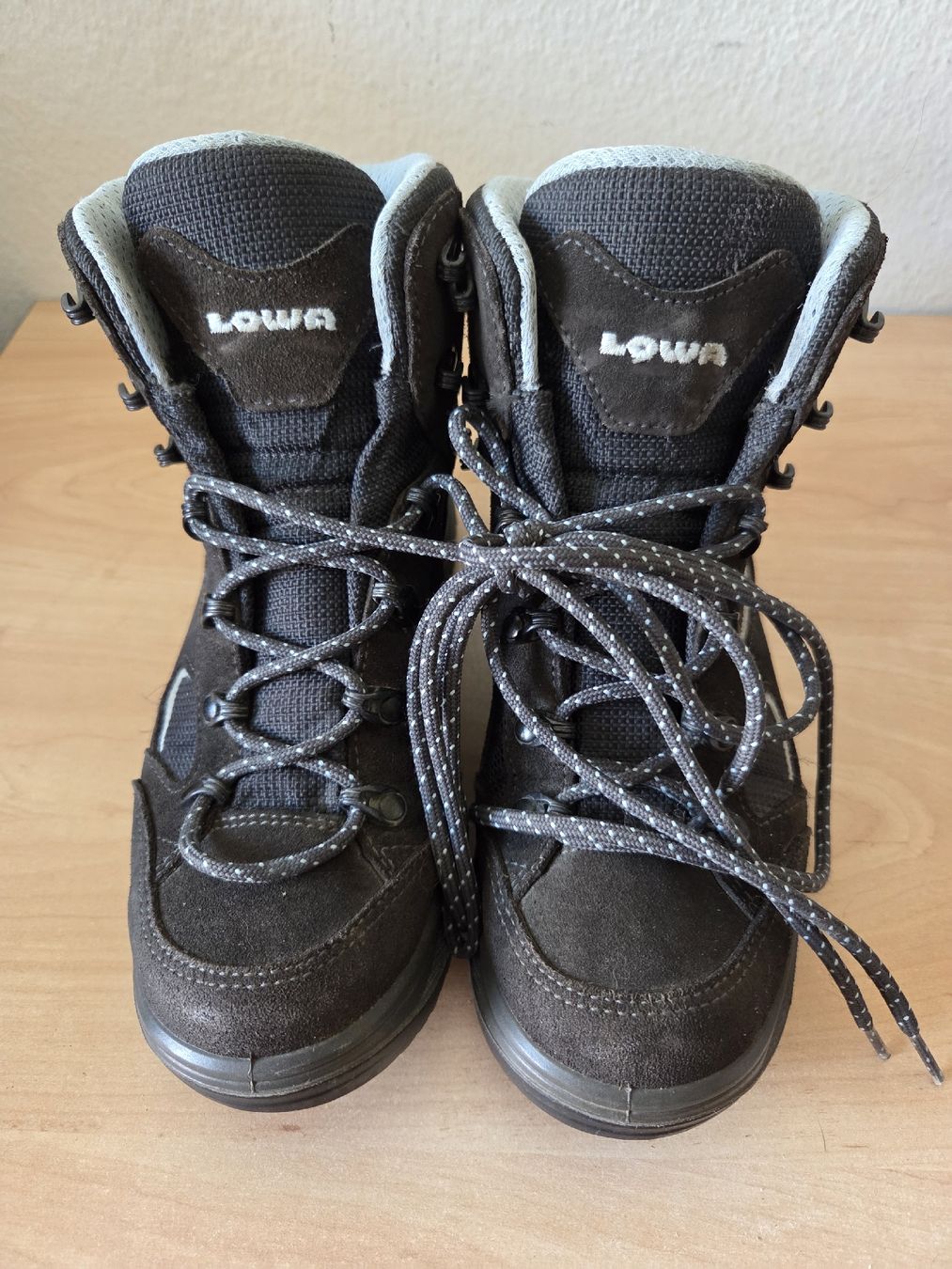 Lowa Scarpe da donna: Lowa Sciora Evo GTX Mid Goretex Damen   Wanderschuh Gr.38 – Usato da Winterthur venduto da katzen07 8