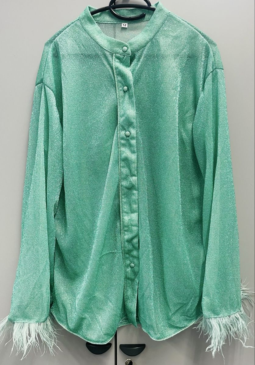 Chemisiers: Mintfarbige Glitzerbluse mit Federn, Gr. M - Hingucker! – Neuf avec emballage d'origine à Au ZH par Jaggy4 1