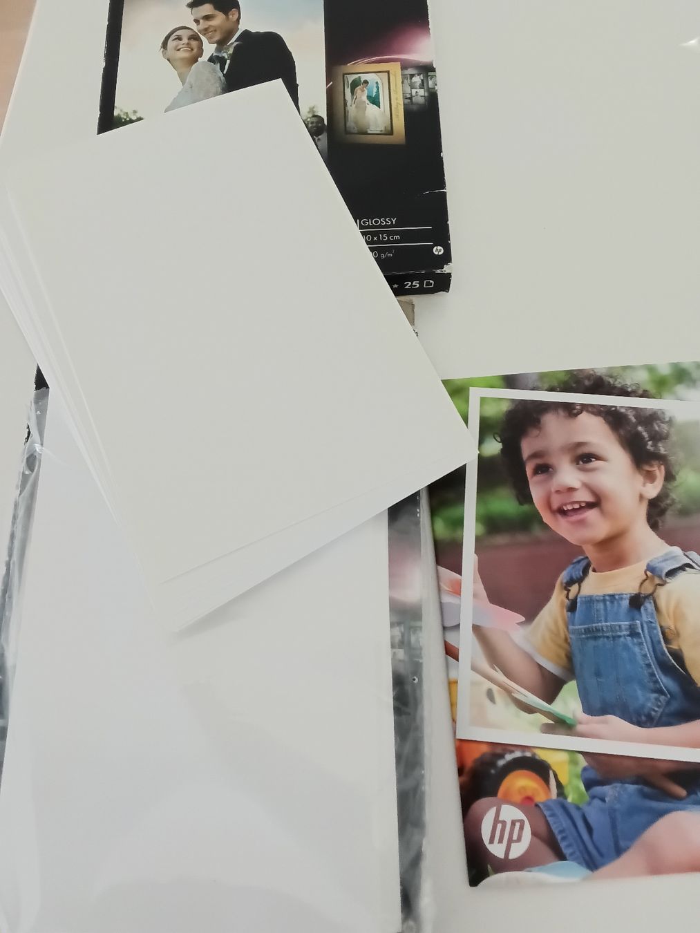 Hewlett Packard Carta: HP Premium Plus Photo Paper 10x15cm sheets from 3 boxes – Usato da Immensee venduto da vgitter 5