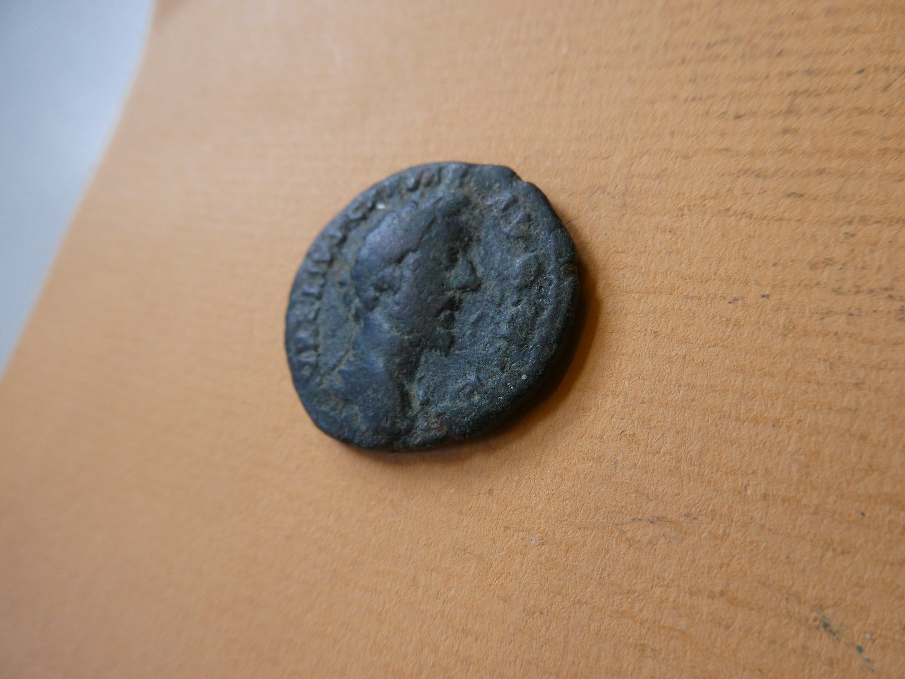 Alle Münzen: grosse uralte Bronzemünze  27 mm     10.12 g – Gebraucht aus Hinterforst von Rohusri 1