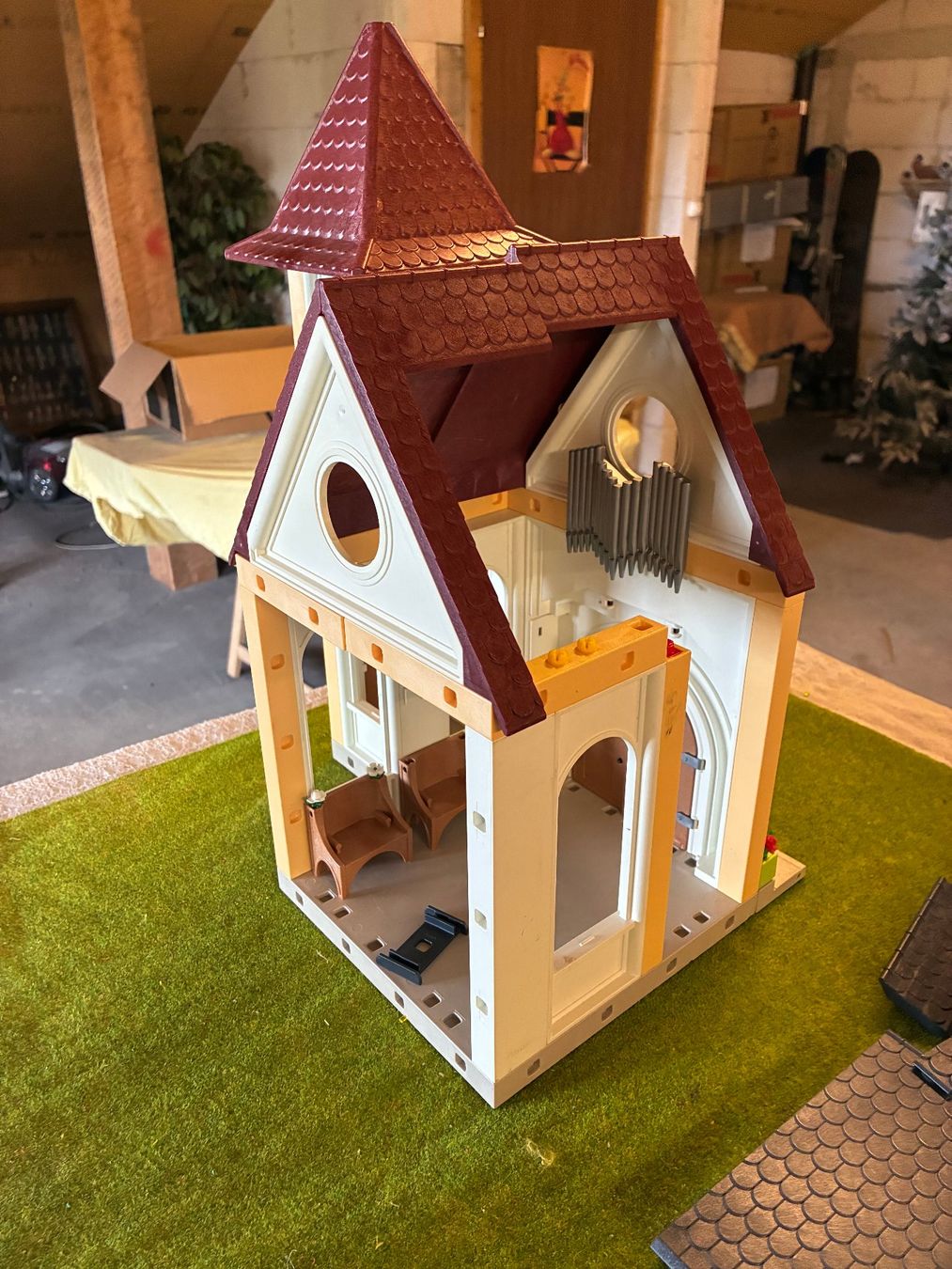 Playmobil Spielzeuge: PLaymobil Kirche – Gebraucht aus Ueberstorf von gui_f2q8 5