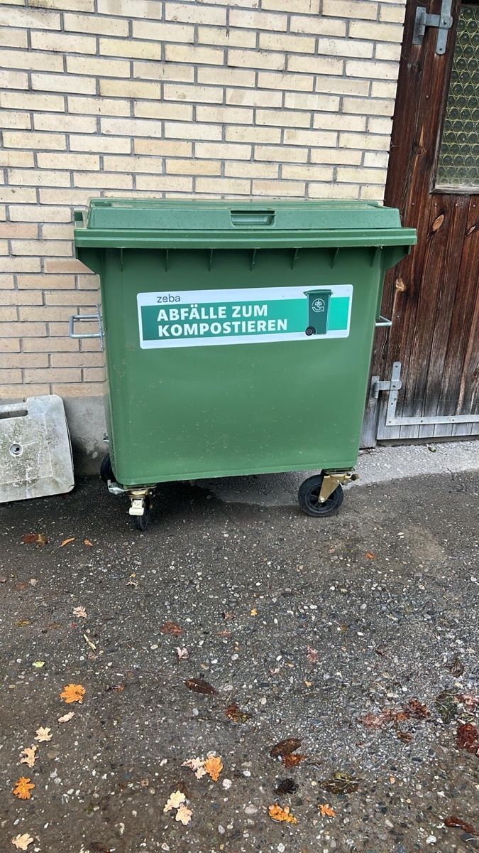 Cestini per rifiuti: Abfallbehälter – Nuovo (secondo la descrizione) da Baar venduto da Muriel_6558