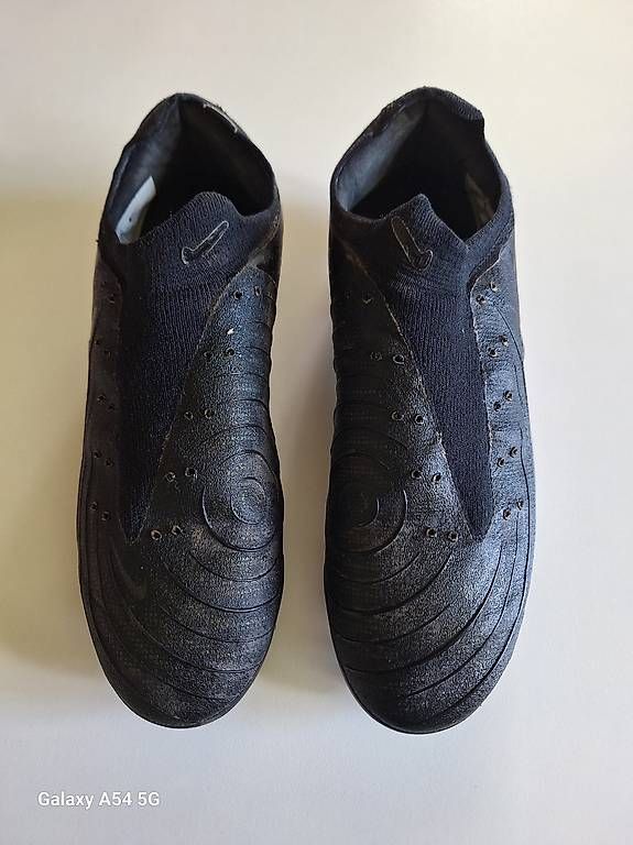 Nike Scarpe per ragazzi: Fussballnockenschuhe Nike Grösse 41 – Usato da Schinznach-Dorf venduto da StoepfiR