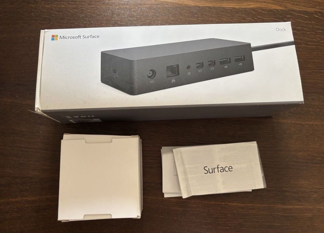 Microsoft Docking station: Microsoft Surface Dock - Top Zustand – Nuovo (secondo la descrizione) da Männedorf venduto da Spargeluno