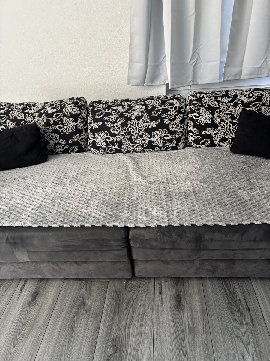 Sofas: Ecksofa dunkelgrau gute Grösse funktional – Gebraucht aus Menziken von jul.kl 1