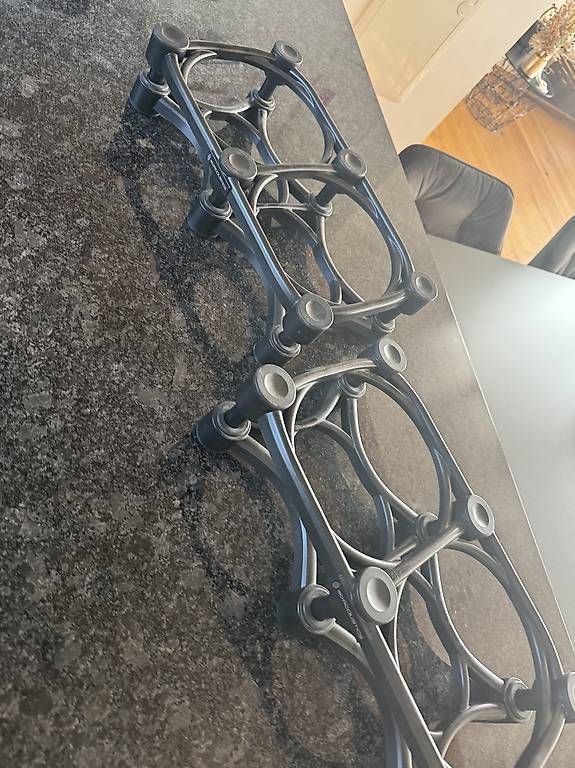 Fixations: 2 x IsoAcoustics ISO-430 – D'occasion à Siegershausen par niiico_7 3