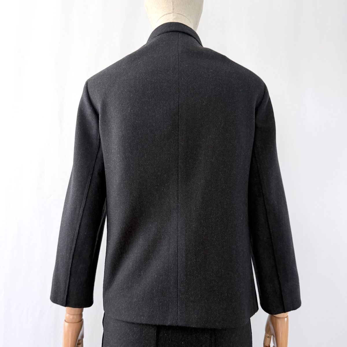 Akris Completi & Tailleur: AKRIS Wool Set Jacket + Skirt – Nuovo (secondo la descrizione) da Emmen venduto da Nightingale_2022 5
