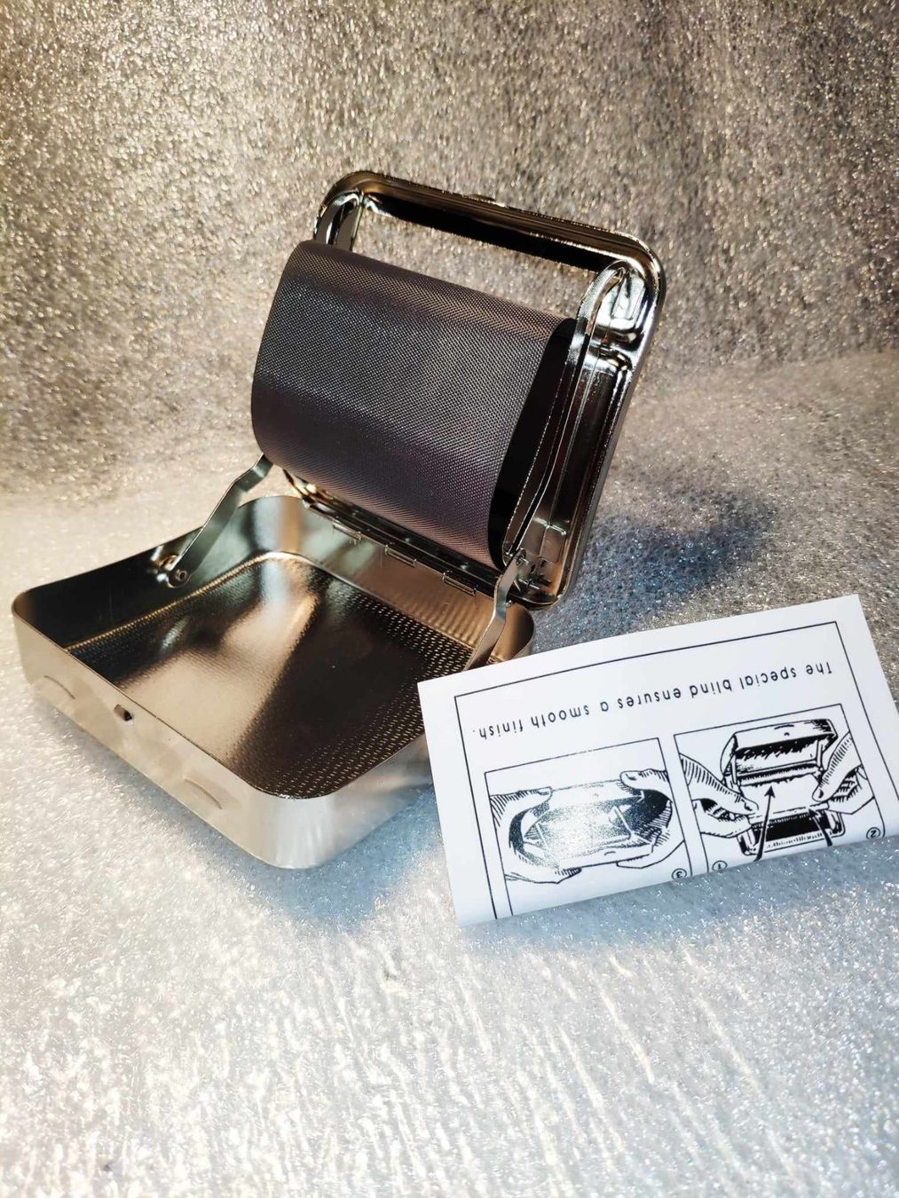 Tabacchi: Zigaretten Roll Box Drehmaschine  farbe silber mit deko – Nuovo e nell'imballaggio originale da Minusio venduto da graziano11 2