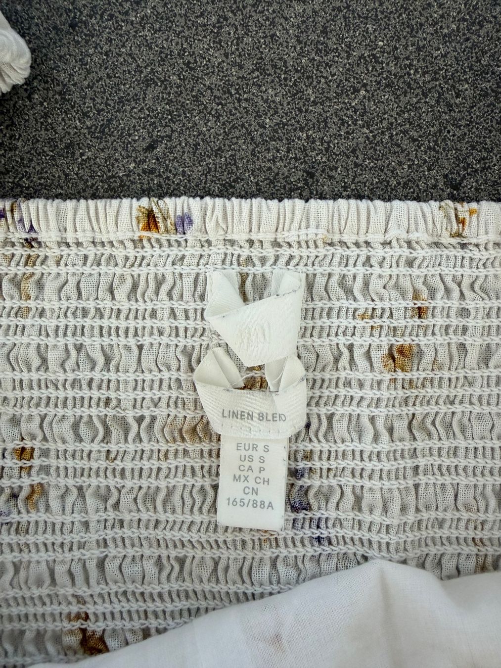 H&M Camicette: Crop Top Bluse mit Blumenmuster Grösse S – Nuovo (secondo la descrizione) da Rupperswil venduto da Nila_7 3