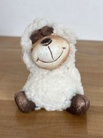 Schaf Figur aus Keramik und Plüsch