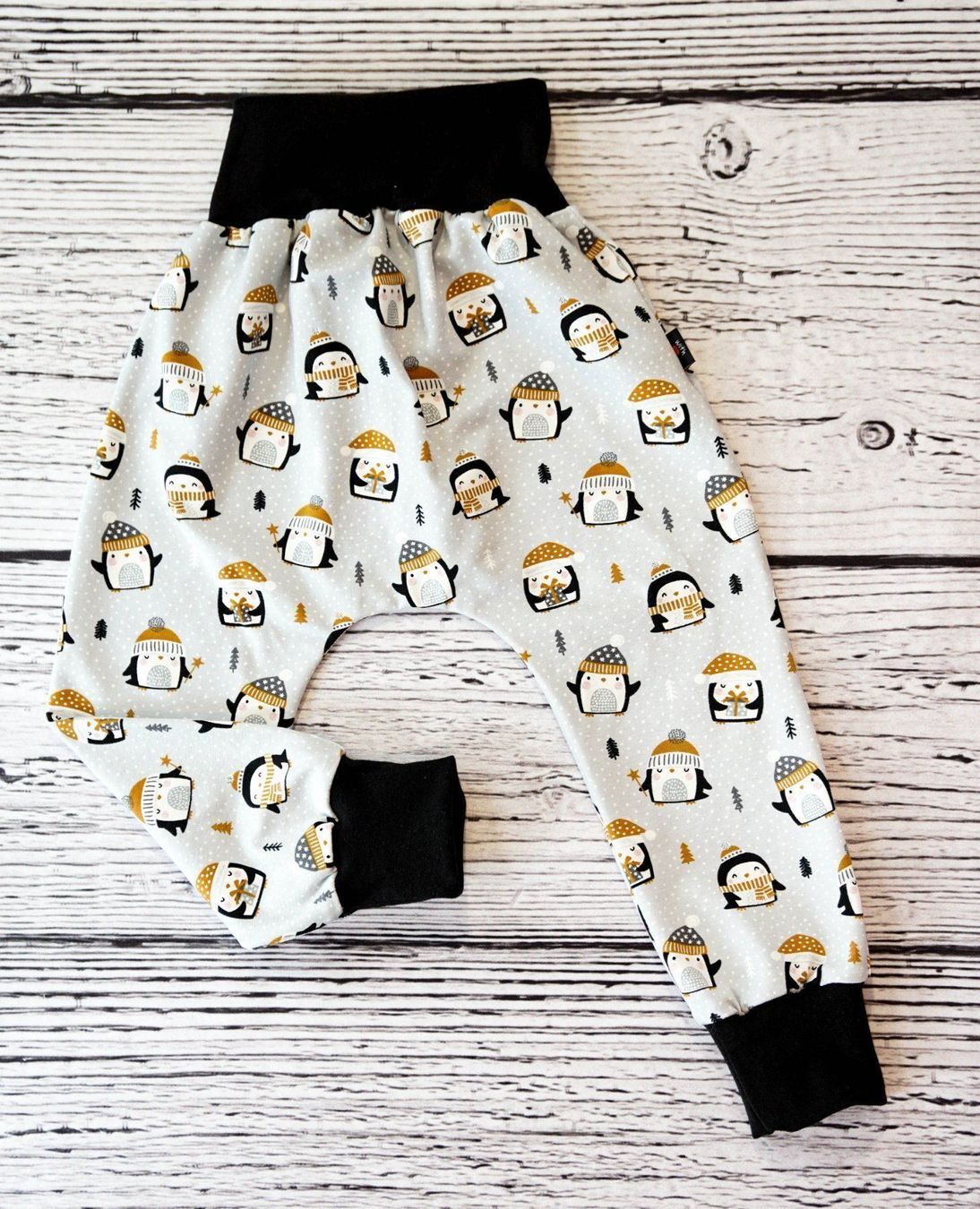 Pantaloni: Pumphose mit Pinguin 86/92 NEU – Nuovo e nell'imballaggio originale da Zürich venduto da sambaum