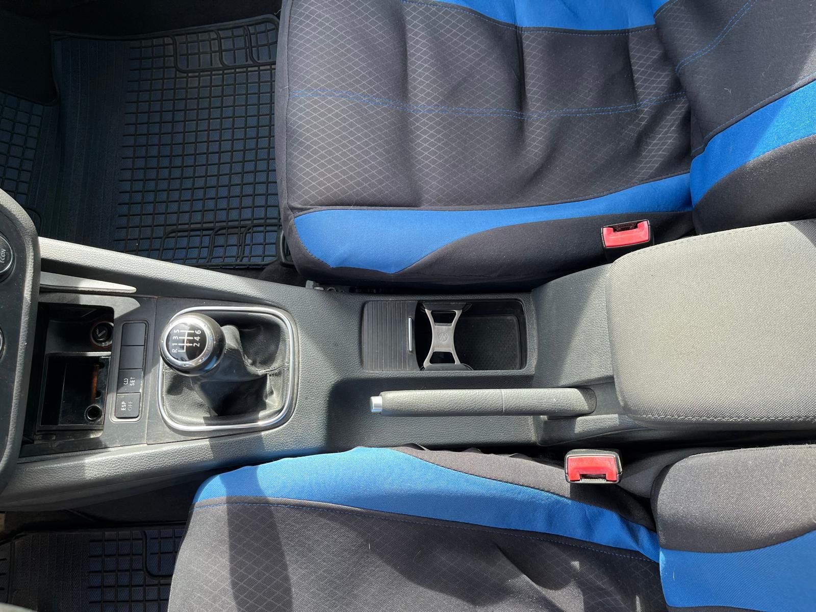 VW Automobili: VW Golf 2.0 4x4 – Usato da Andermatt venduto da Ma080 5