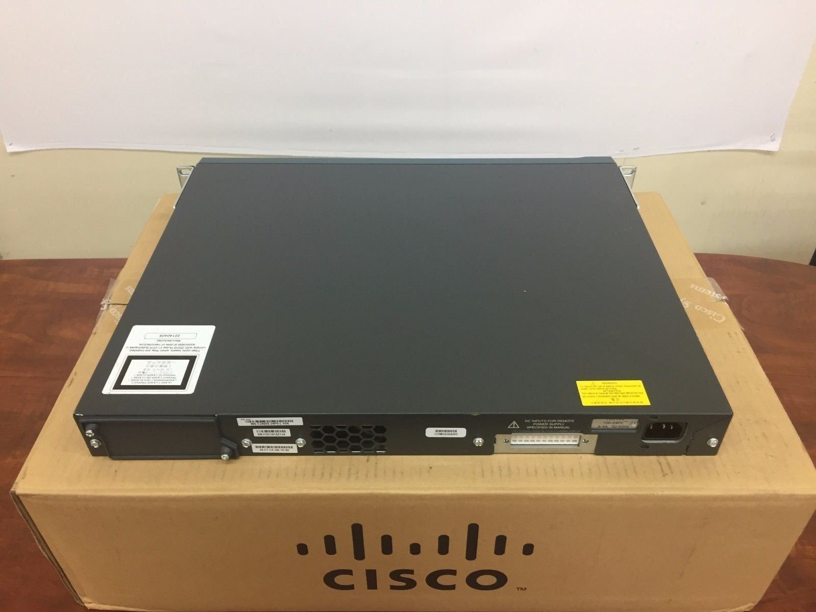 Cisco Hubs & Switches: Cisco WS-C2960S-24TS-L 4 x SFP – Gebraucht aus Reinach BL von danielv06 6