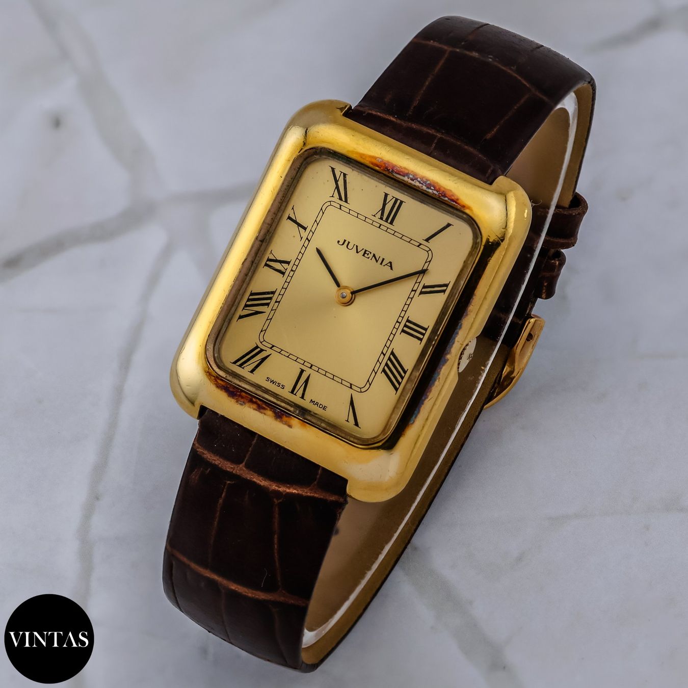 Juvenia Orologi: Vintage Juvenia Tank – Usato da Zürich venduto da Vintas 1