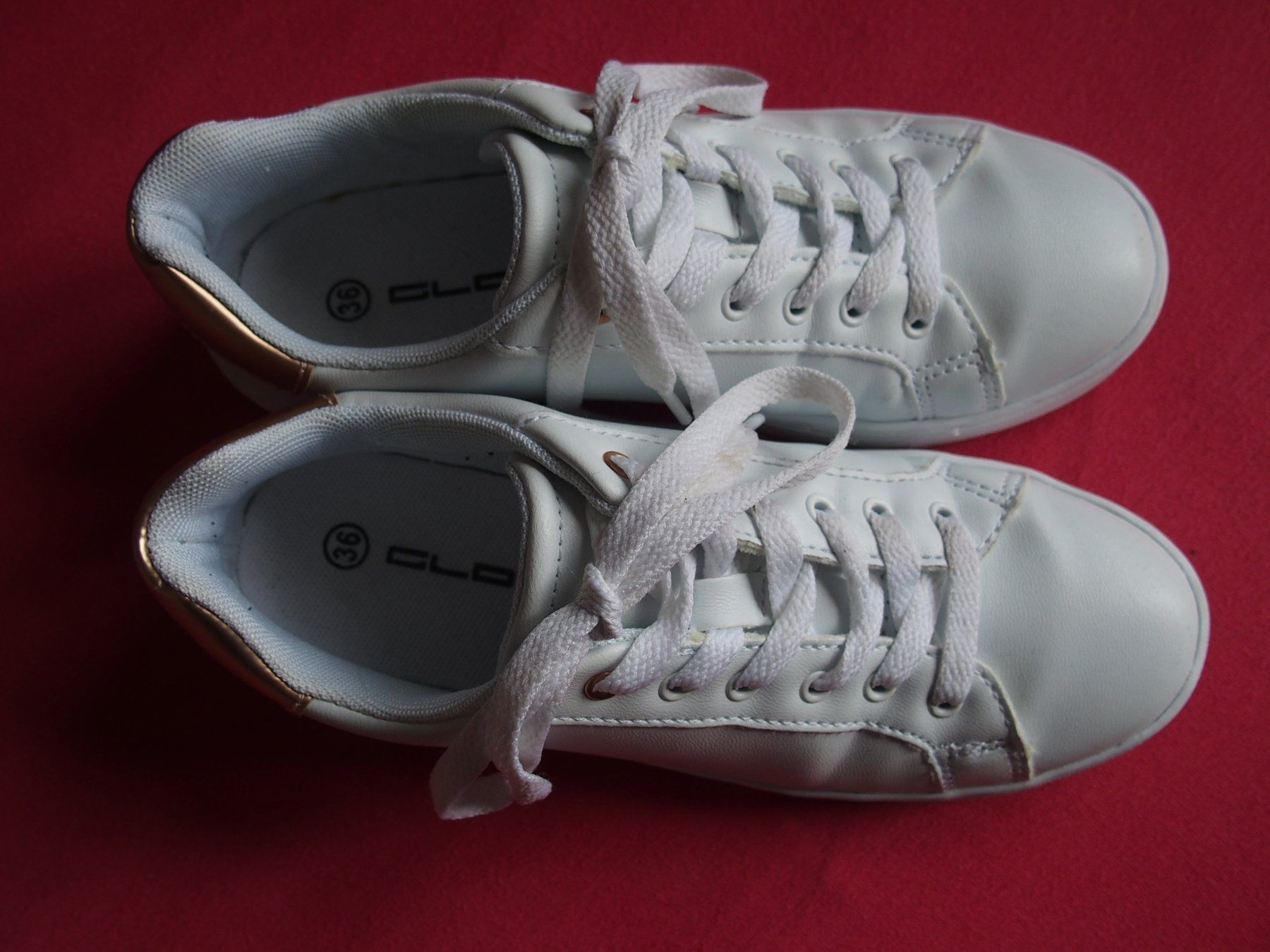 Scarpe per ragazze: Schuh Mädchen Grösse 36 – Usato da Menznau venduto da Brauchi 2