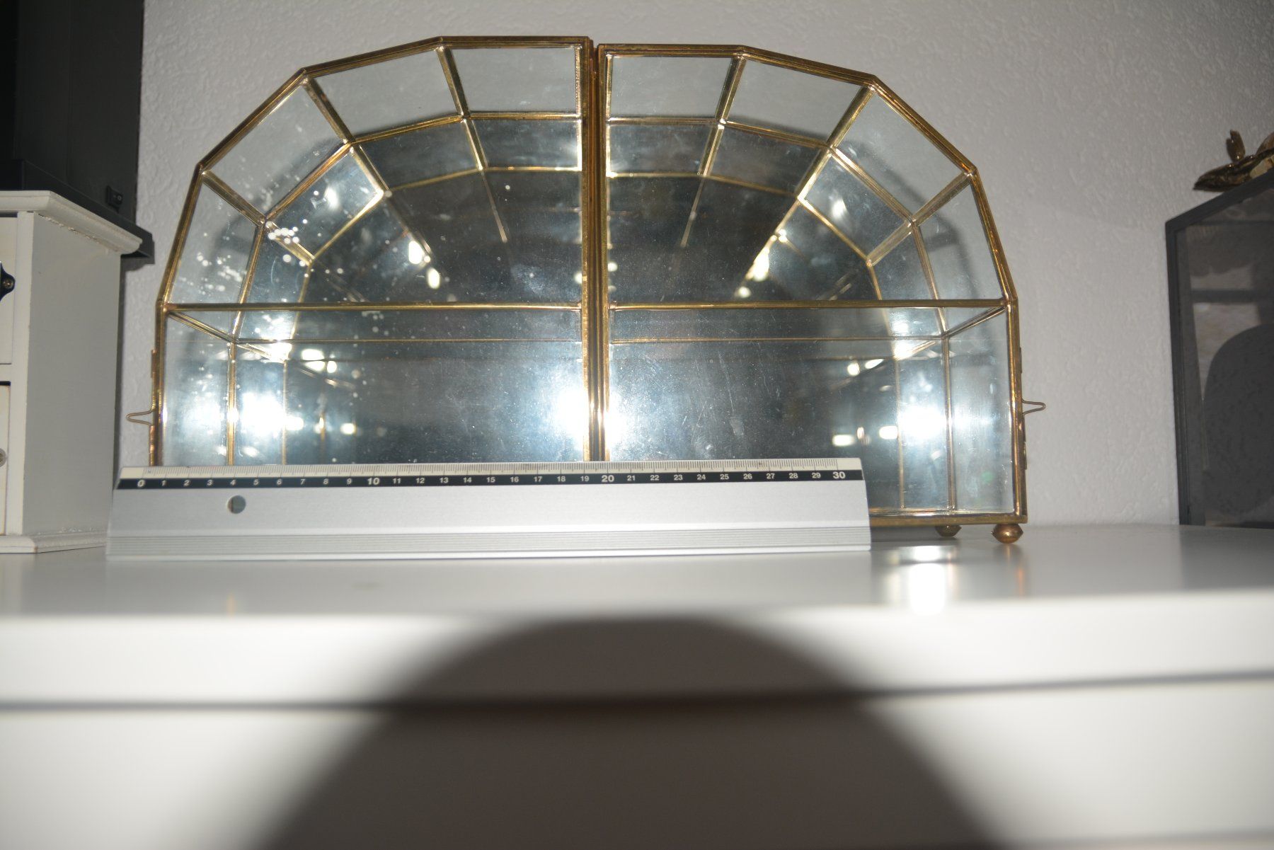 Vetrine: Kleine Messing Glas Vitrine Vintage – Usato da Glattfelden venduto da tdlubek 5