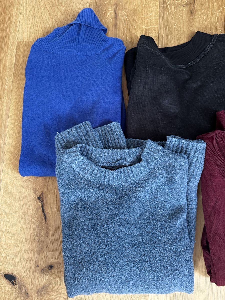 Lots de vêtements: 5x uni Pullover (Grösse M-L) – D'occasion à Gränichen par laurahoerdt 1