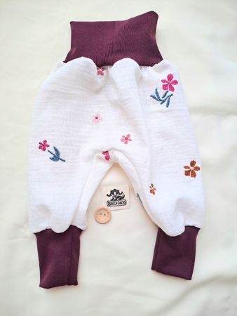 Neue sommerliche handmade Musselin Pumphose Gr.68