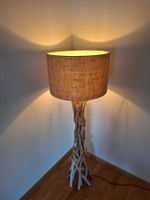 Treibholz Stehlampe mit Leinenschirm, ca. 150 cm hoch