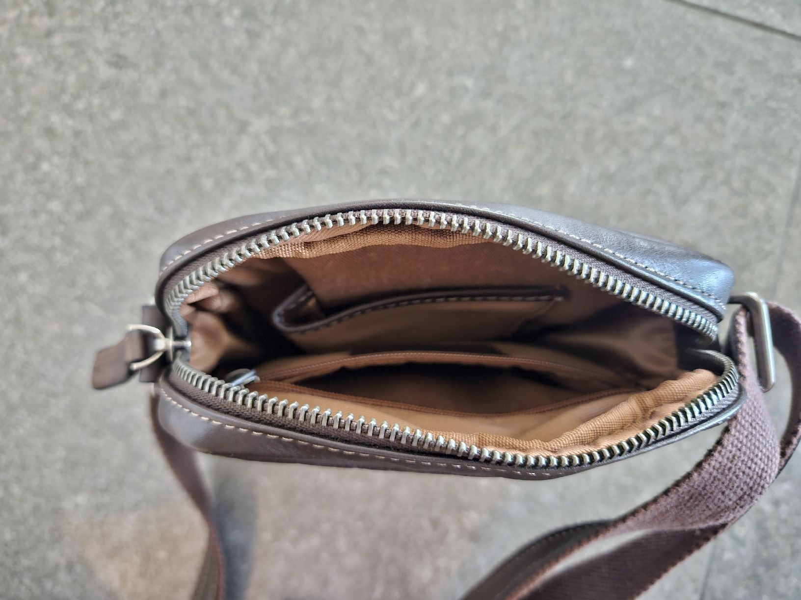 Taschen: Petite sacoche en cuir marron – Gebraucht aus Bussigny von niwa_mikan 3