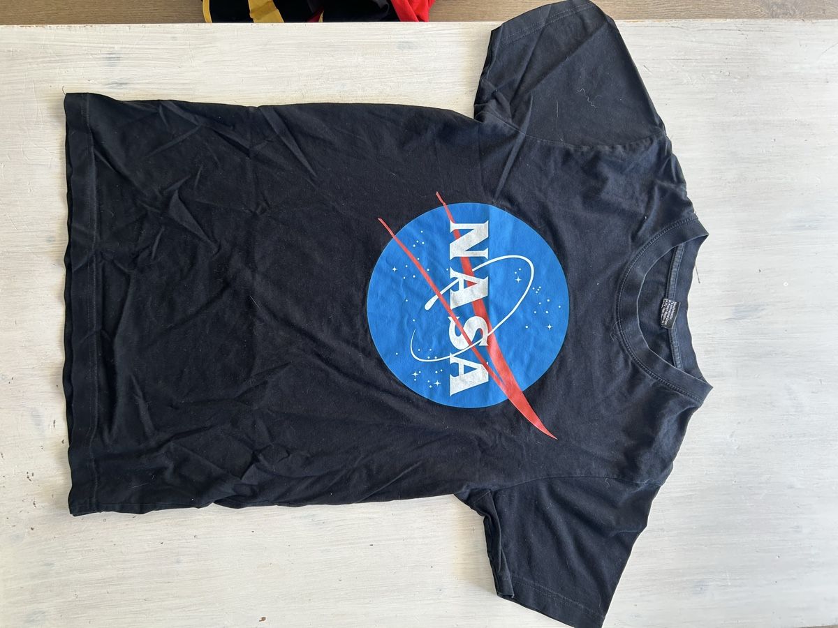 T-shirt: T-Shirt NASA Schwarz Grösse S – Usato da Riedholz venduto da karinadam