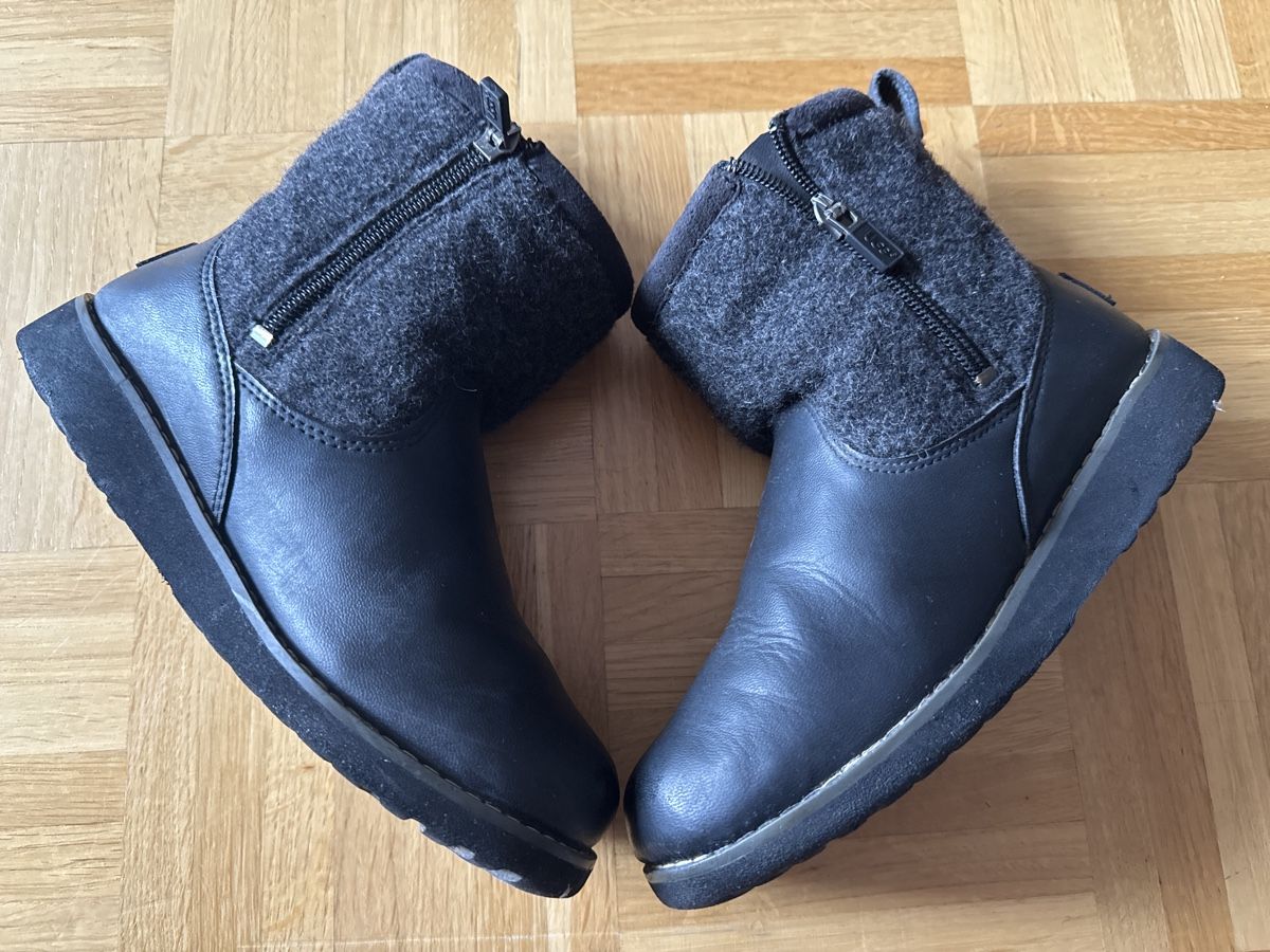 Ugg Schuhe für Jungen: UGG Boots, Grösse 33, Winterstiefel – Gebraucht aus Kilchberg ZH von Von_dutch 2