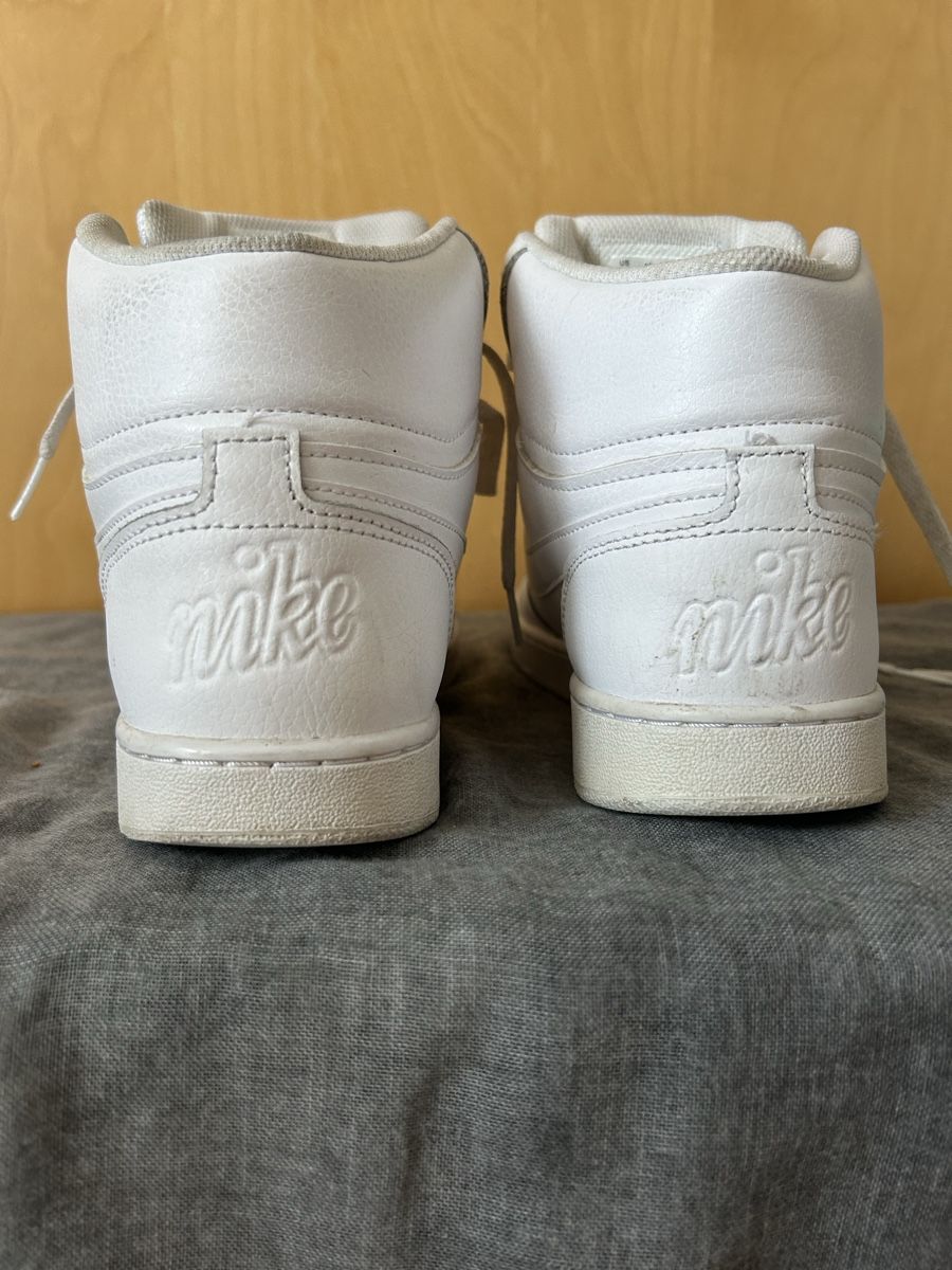 Nike Scarpe da uomo: NIKE Leder Schuhe Sneackers Gr.42 – Usato da Oftringen venduto da Odessa65 3