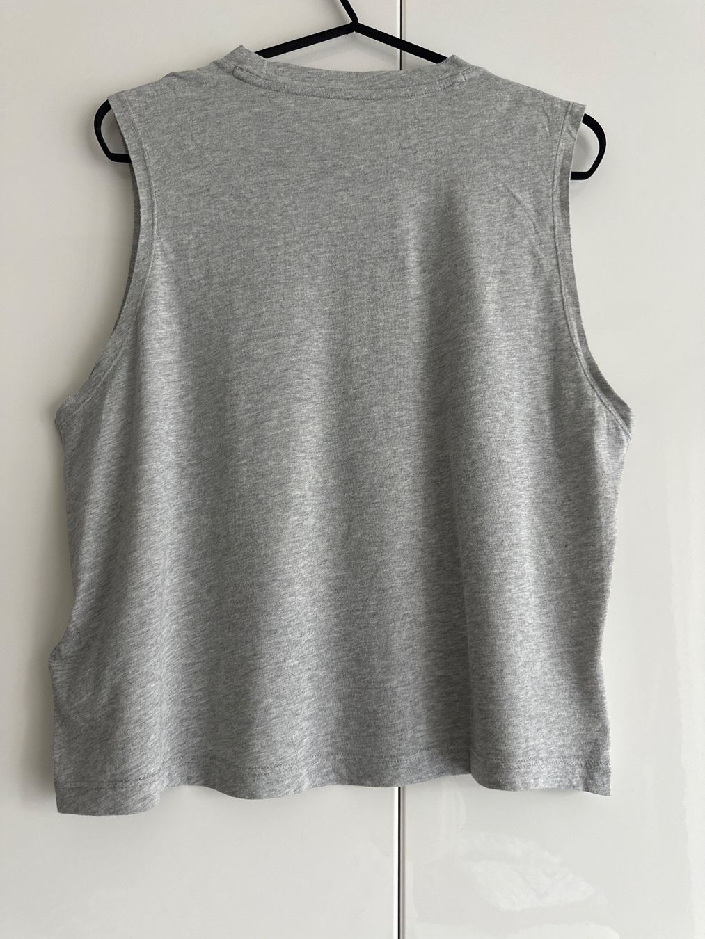 Calvin Klein T-Shirts: Calvin Klein T-Shirt S/M gray – Gebraucht aus Kloten von themissjj 1