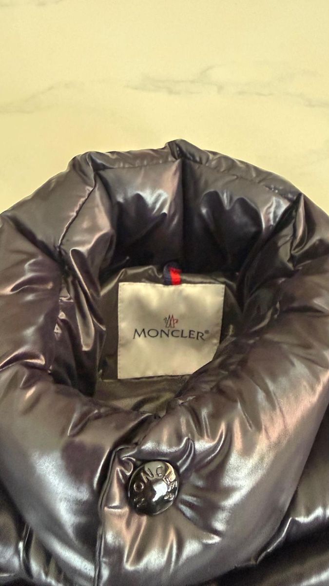 Moncler Gilet & Giacche: Moncler Gilet – Nuovo (secondo la descrizione) da Lauwil venduto da Picolla1 2