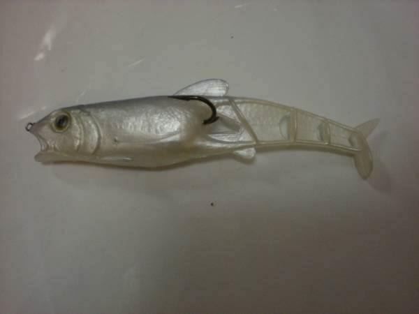 Esche: Poisson blanc 12 cm Gummifisch – Nuovo (secondo la descrizione) da Fribourg venduto da versus702