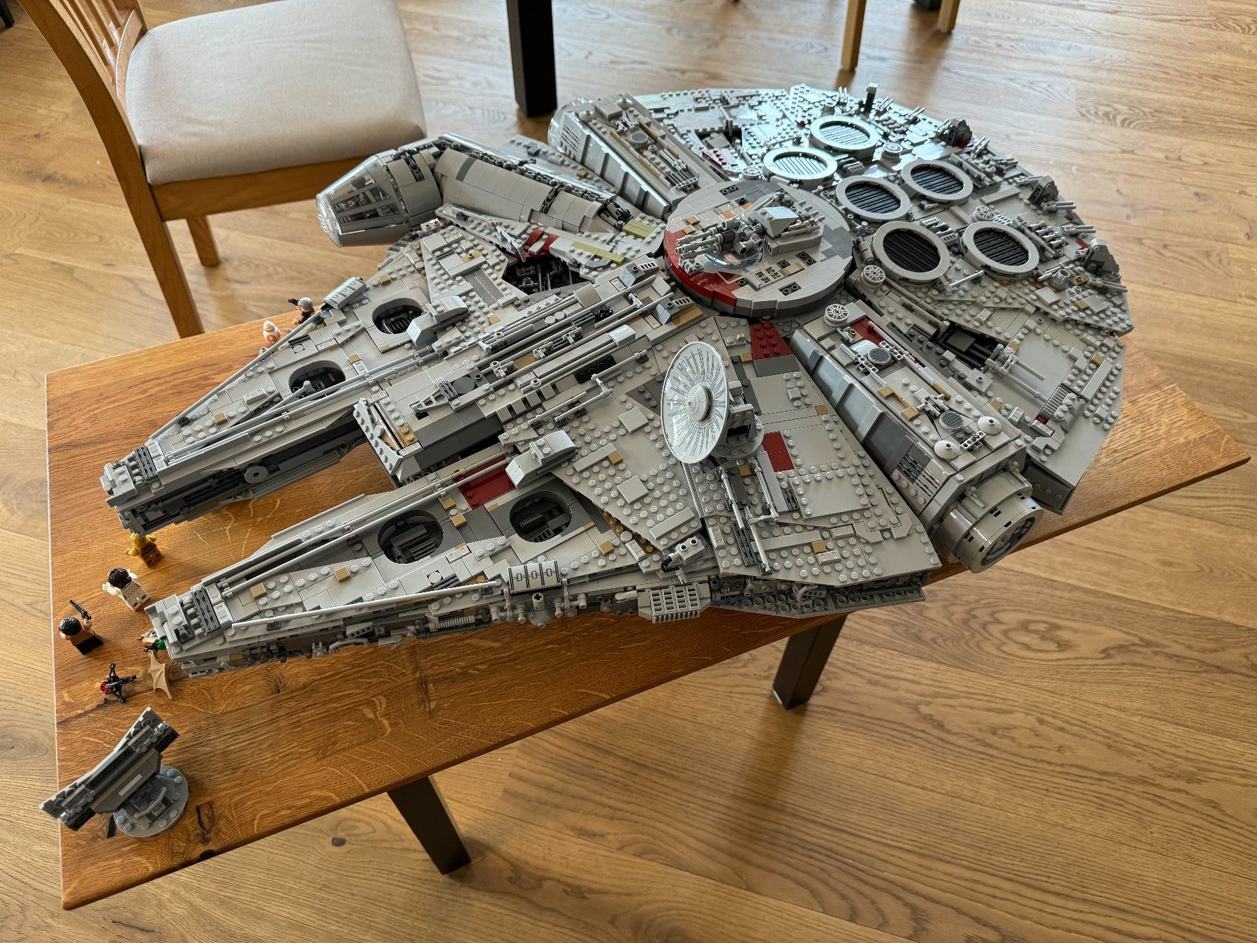 Lego Baukästen: Lego Millennium Falcon UCS 75192 – Gebraucht aus Kreuzlingen von  2
