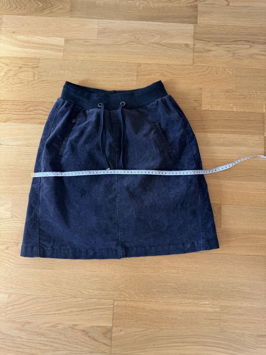 Nile Gonne: Nile sexy jupe – Usato da Bern venduto da First_secondhand 1