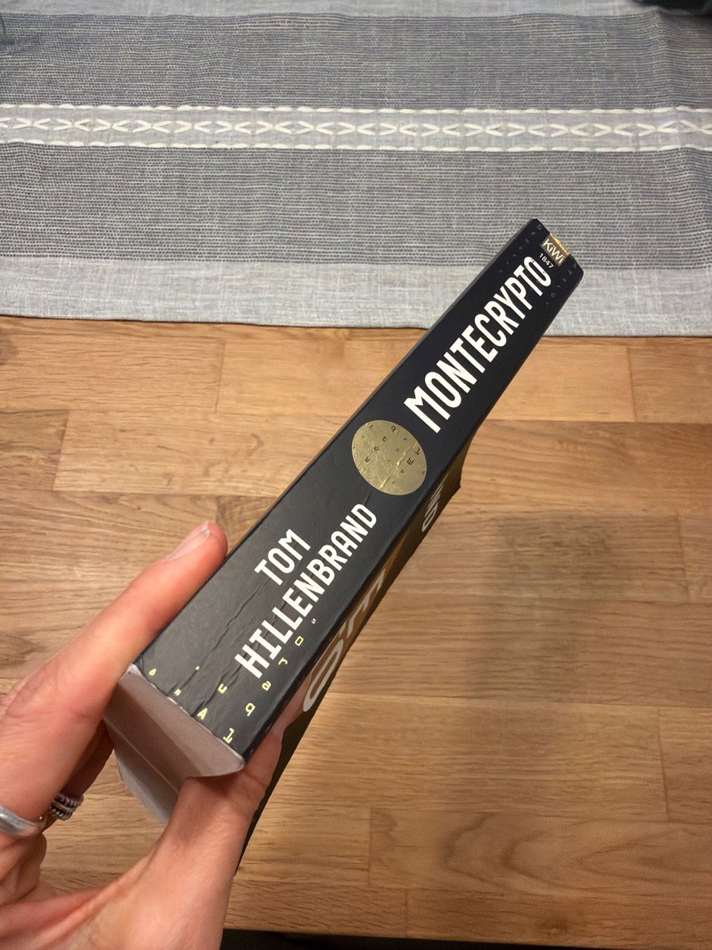 Livres: Buch Montecrypto Tom Hillenbrand – D'occasion à Brunnen par Moona22 3
