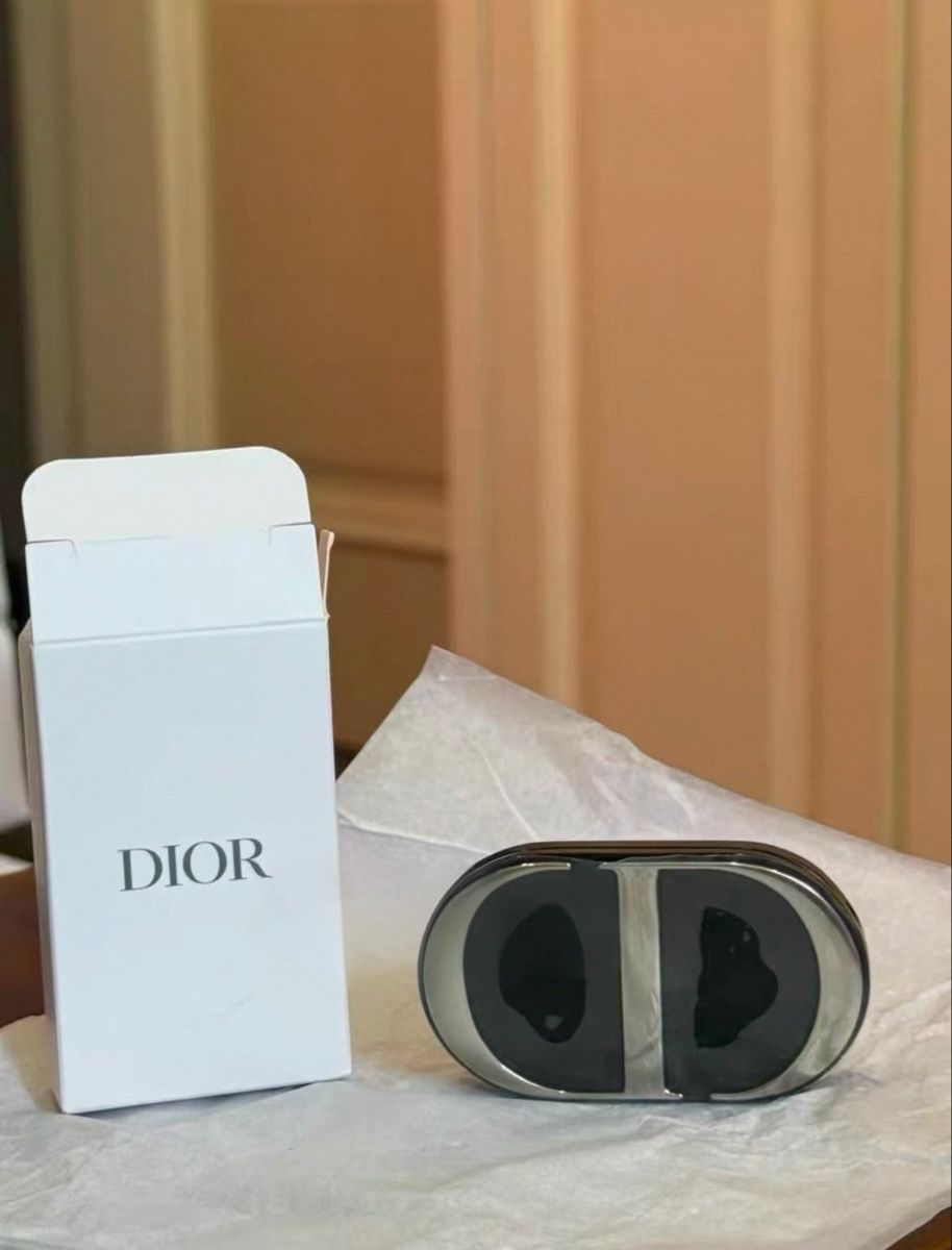 Borse: Dior Compact Mirror with box – Nuovo e nell'imballaggio originale da Chur venduto da Madeys 2