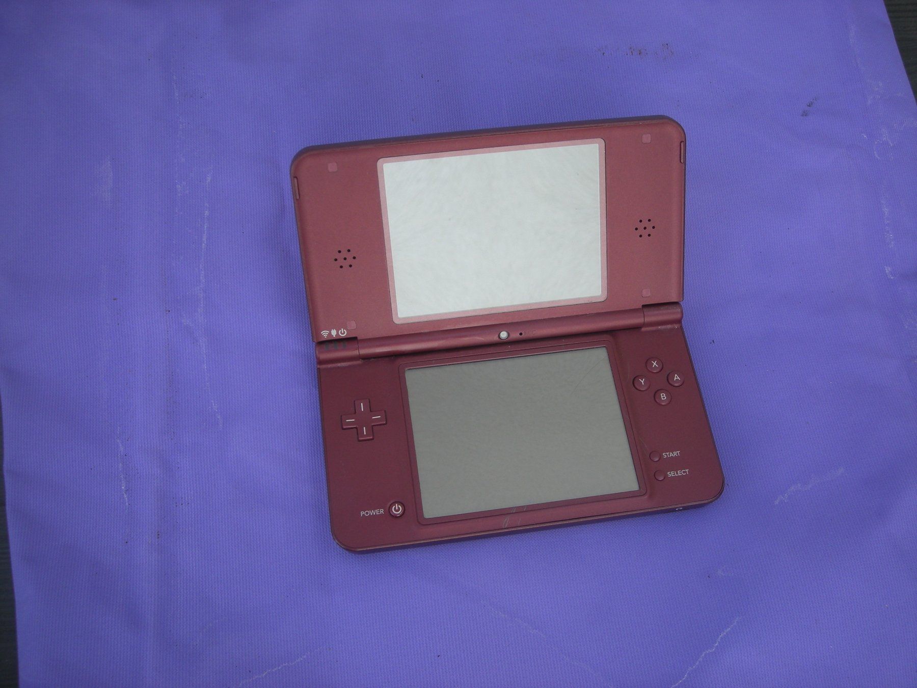 Nintendo Console: Nintendo DS-XL konsole ab 1 Fr – Difettoso da Spreitenbach venduto da mako6900
