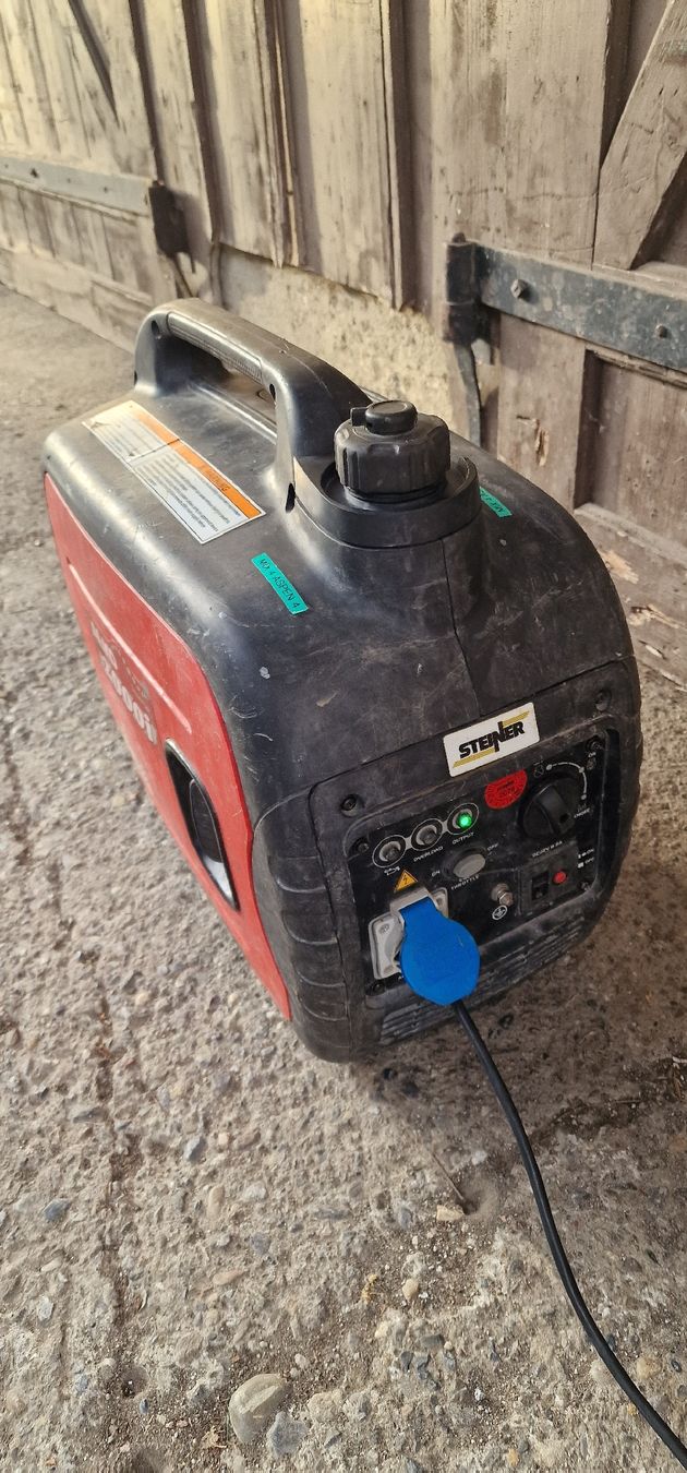 Stromgeneratoren: Alko Stromgenerator 2kW – Gebraucht aus Tagelswangen von Axel_36
