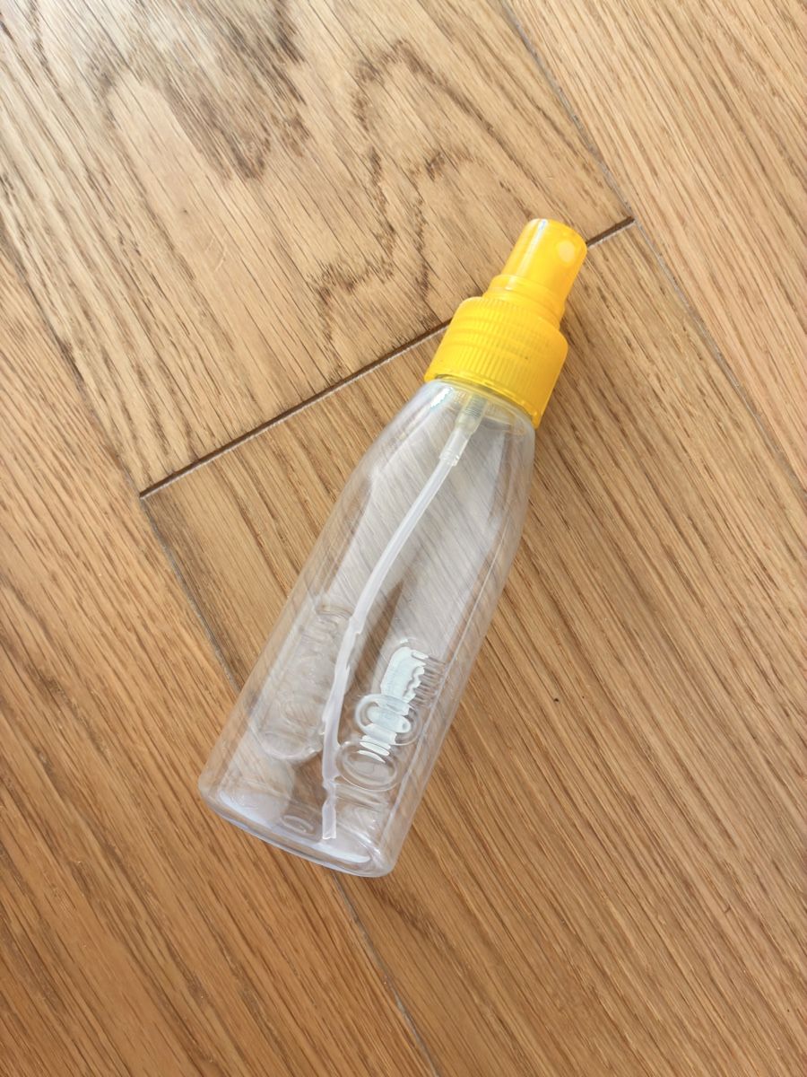 Diffusori di oli essenziali: Spray bottle transparent yellow cap 100ml new – Nuovo (secondo la descrizione) da Untersiggenthal venduto da mic_ksv9