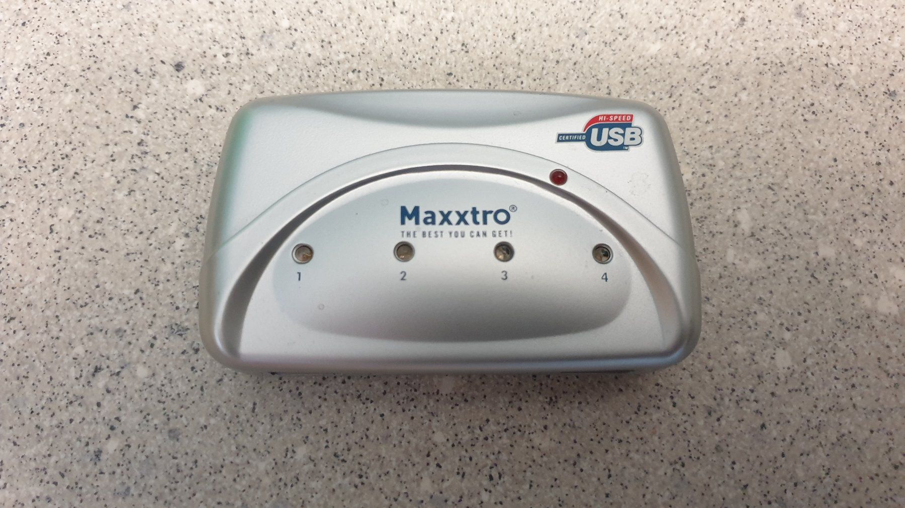 Hubs & Switches: USB Hub (Maxxtro 4-fach HiSpeed) – D'occasion à Stäfa par Supertramp73 1