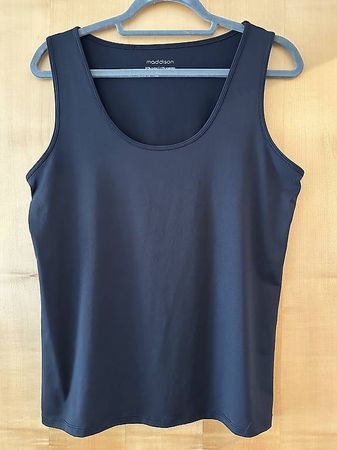 neuwertiger Top / Shirt Gr. L