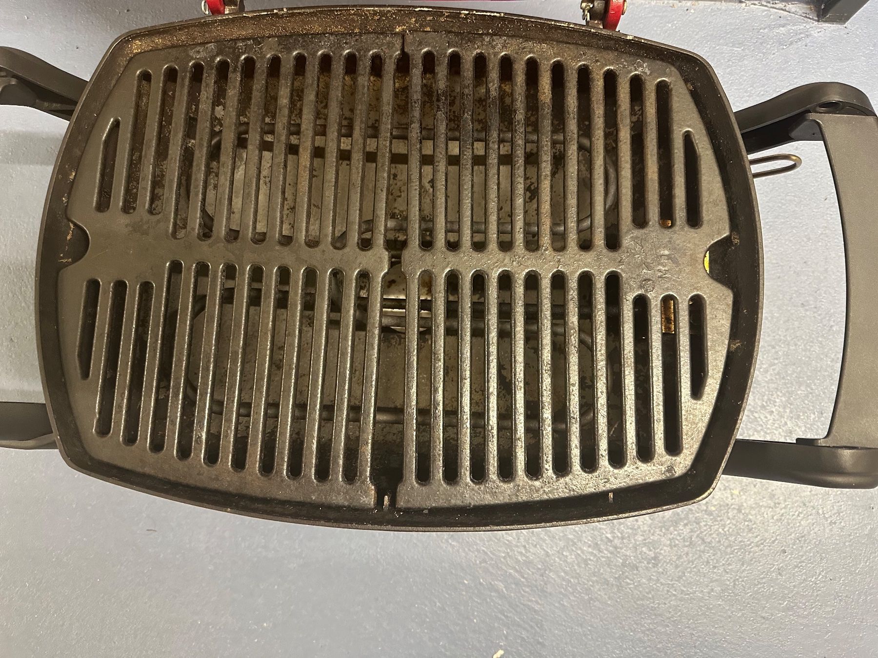 Grils: Weber Q1200 Grill rot – D'occasion à Pfäffikon ZH par thf_rqs2 2