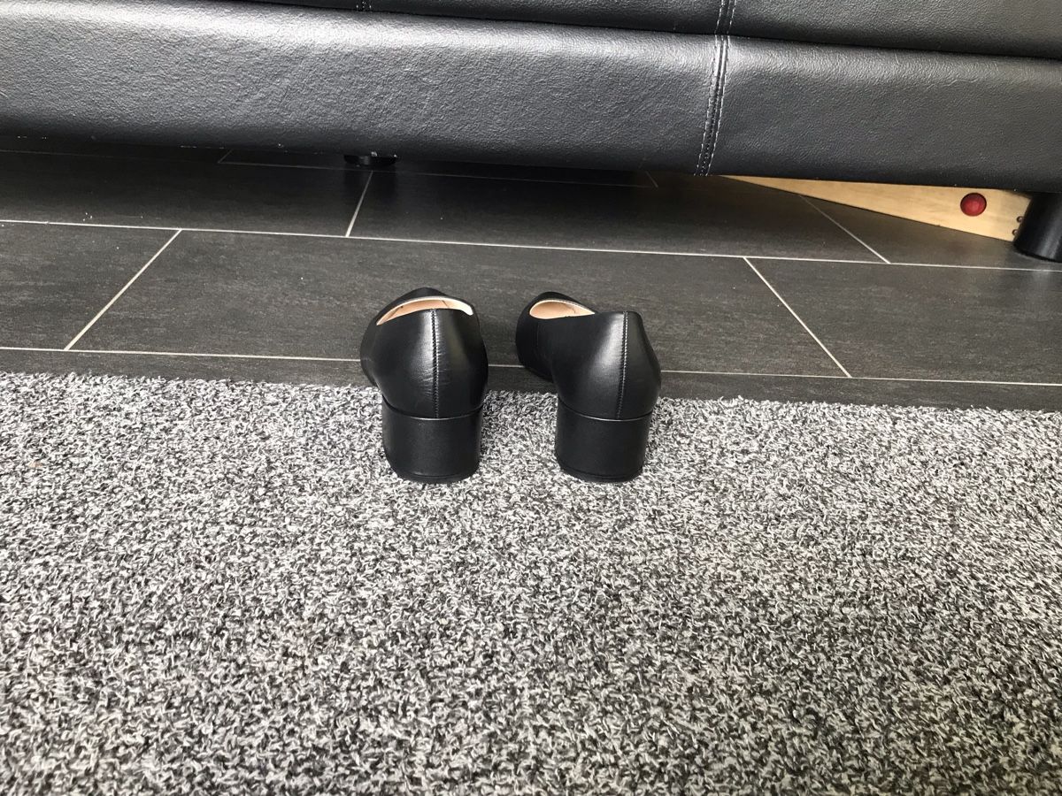 Gabor Scarpe da donna: Schwarzer Pump von Gabor – Usato da Sirnach venduto da Famisa 2