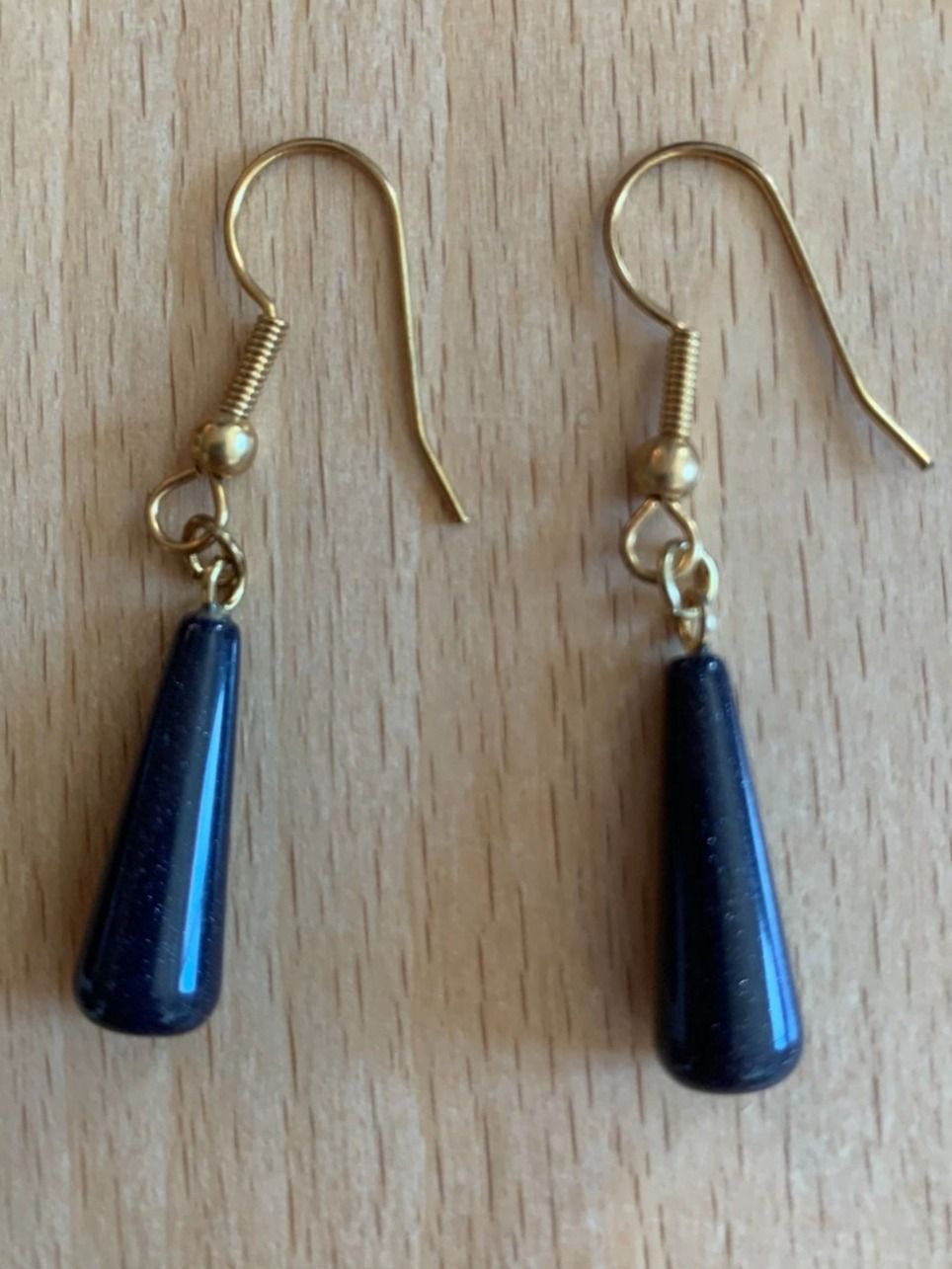Ohrringe & -stecker: Ohrhänger Goldfluss Schwarz/leichter Glitzer – Neu (gemäss Beschreibung) aus Worb von farben20zauber