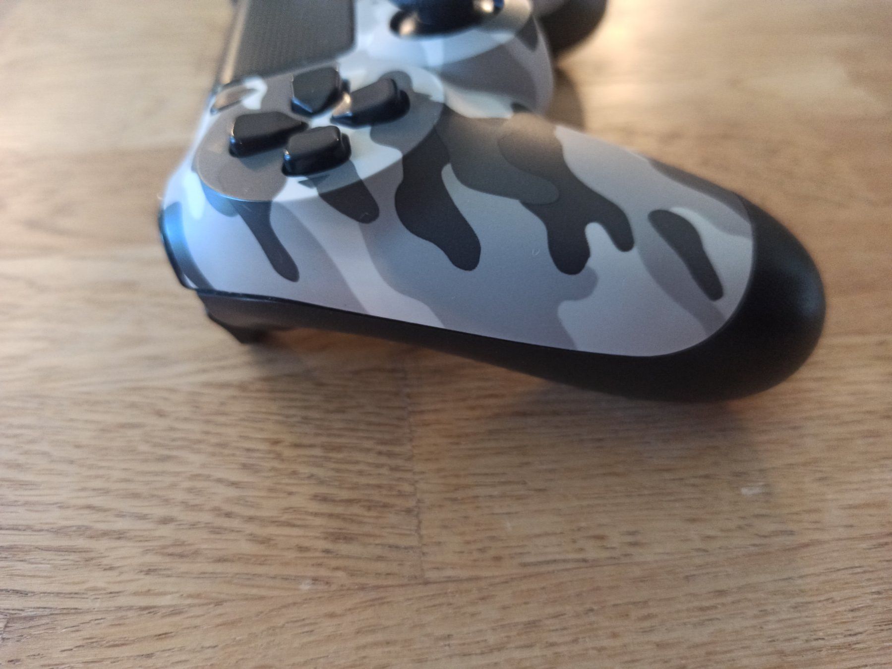 Controller: Original Controller Sony PS4 Wireless DualShock 4 CAMO – Usato da Oberweningen venduto da mar_87mx 2
