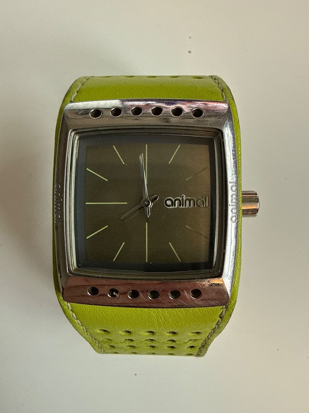 Orologi: Uhr von animal – Usato da Zweisimmen venduto da KoBo88