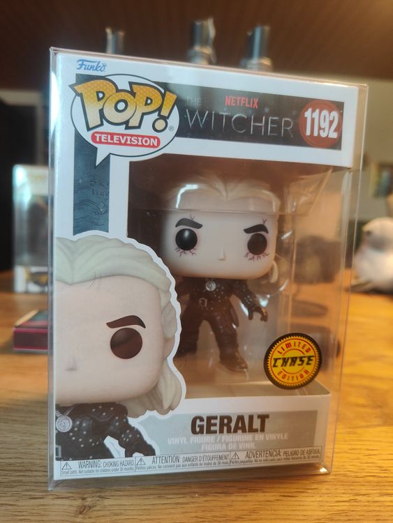 Figurine The Witcher S2 - Geralt with Shield Pop 10cm