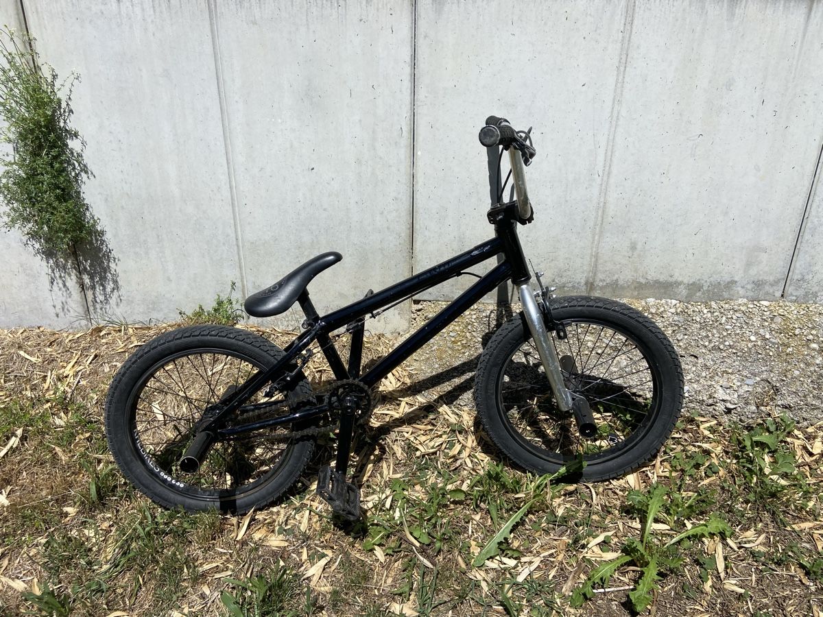 Velos: KHE BMX 18 Zoll – Gebraucht aus Hünibach von aplee