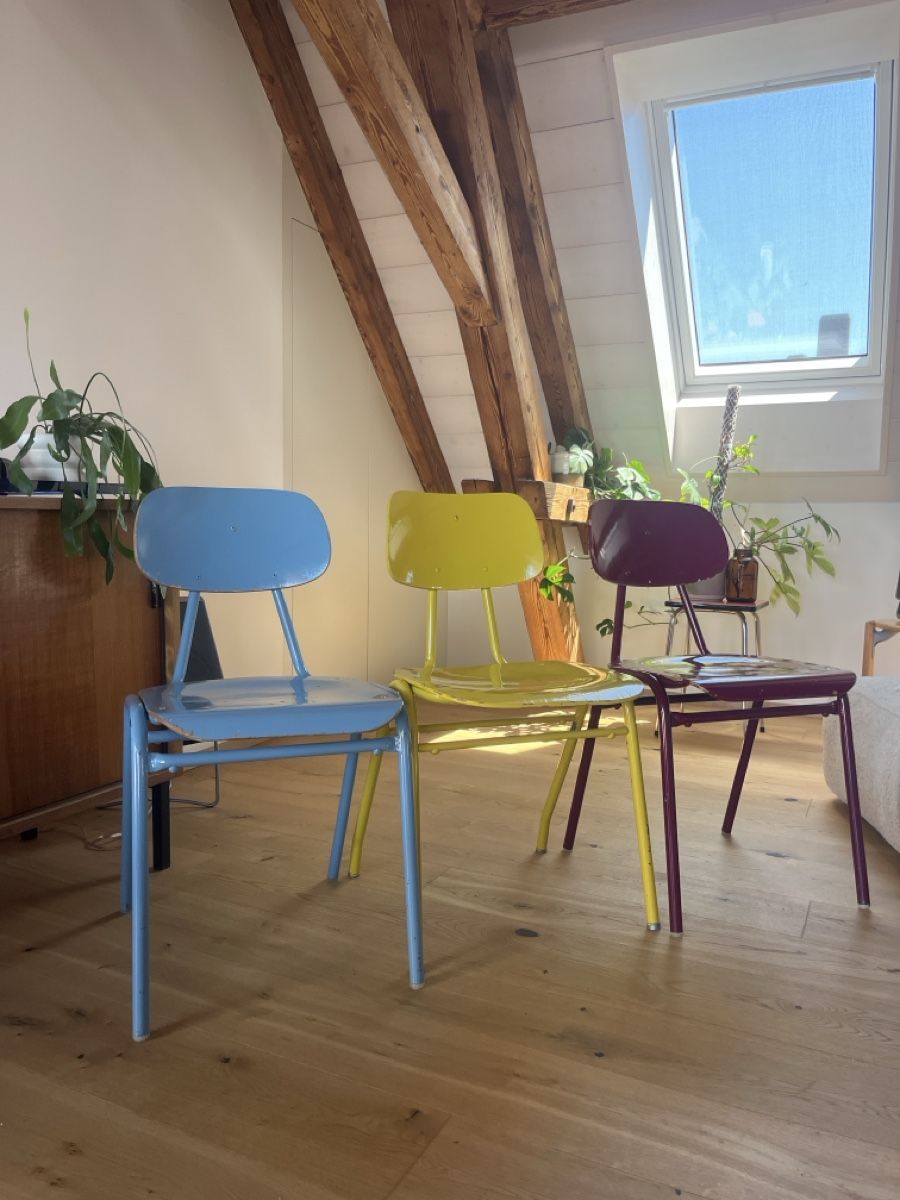 Stühle: 3 Bunte Stühle – Gebraucht aus Zürich von cla_8km7 1